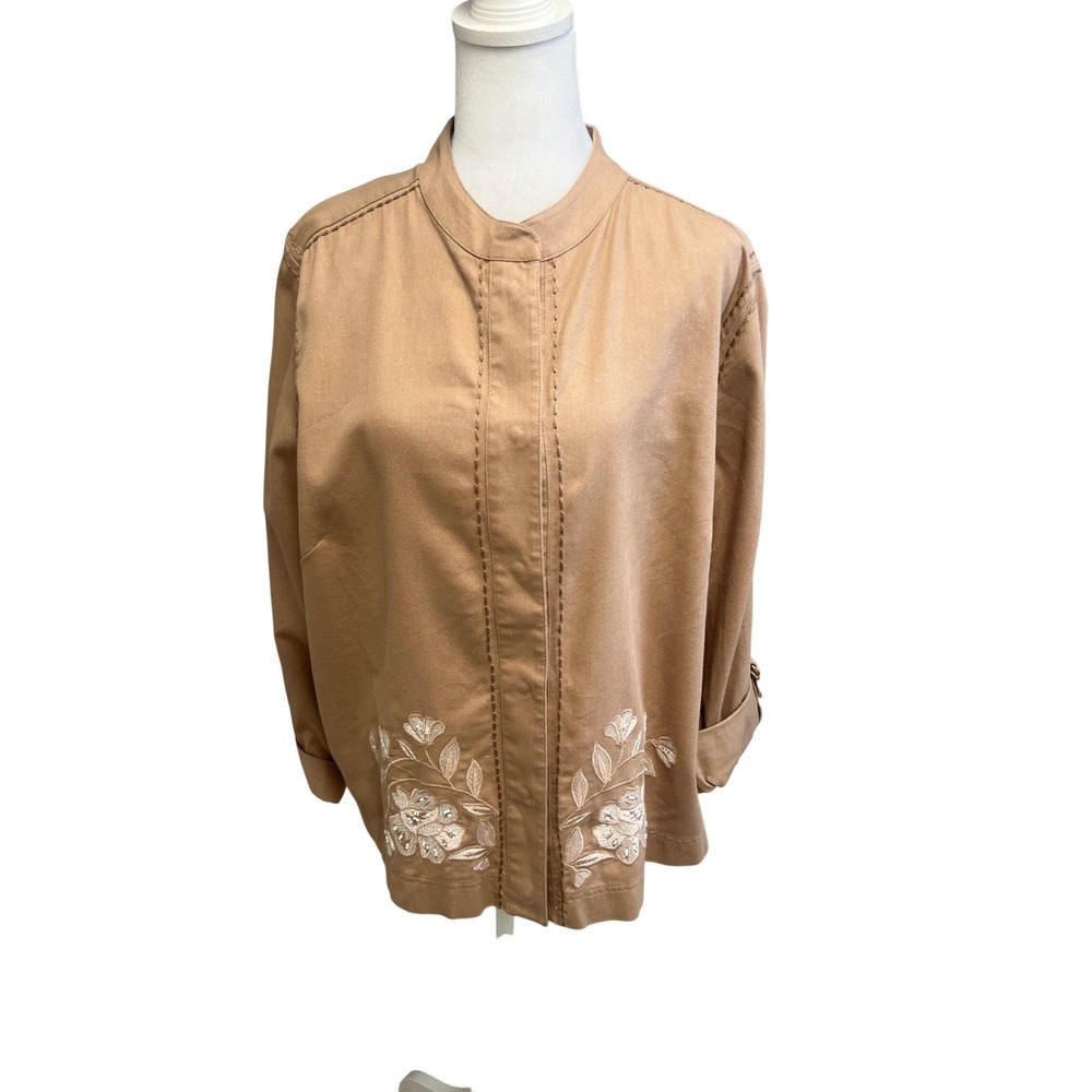 Chico's Blouse Jacket Sz L (2) Tan‎ Floral Embroidered Boho Classic Minimalist
